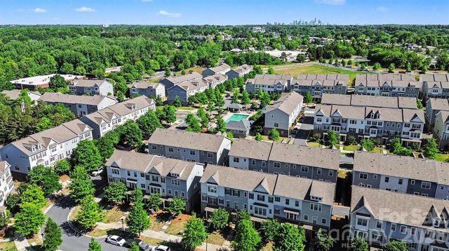 9431 Ainslie Downs Street, Charlotte, NC 28273