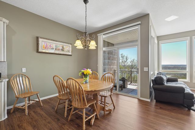 10100 Indigo Drive, Eden Prairie, MN 55347