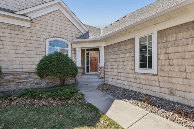 10100 Indigo Drive, Eden Prairie, MN 55347
