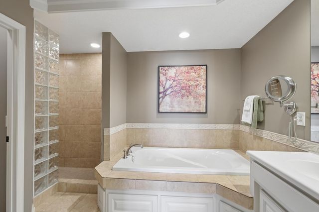 10100 Indigo Drive, Eden Prairie, MN 55347