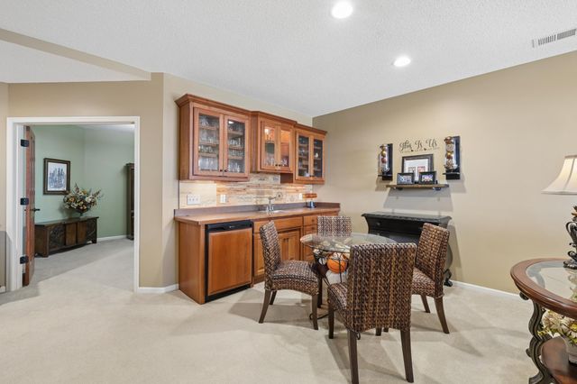 10100 Indigo Drive, Eden Prairie, MN 55347