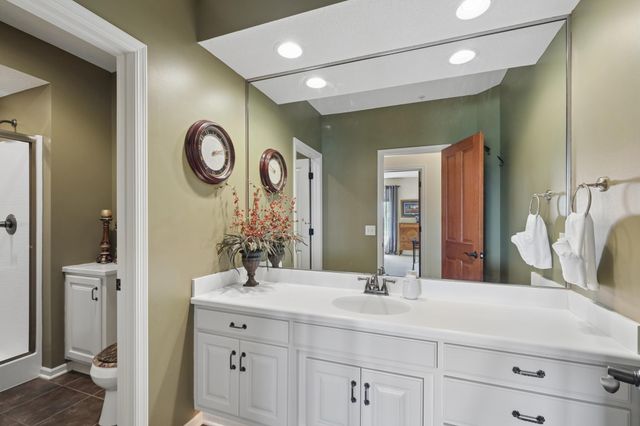 10100 Indigo Drive, Eden Prairie, MN 55347