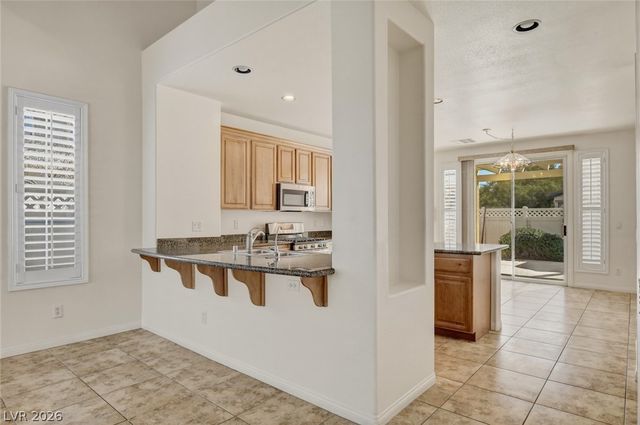 2847 Glistening Grove Avenue, Henderson, NV 89052