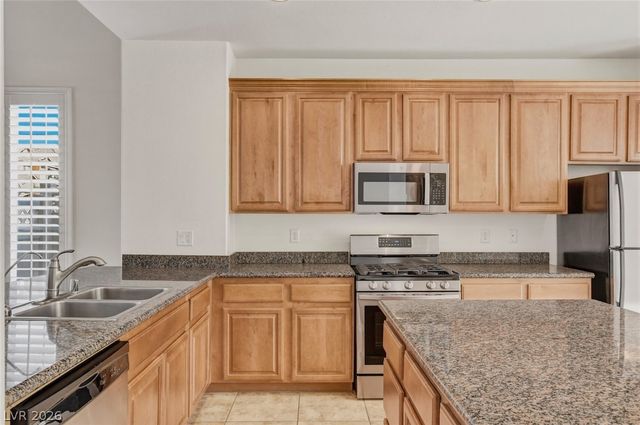 2847 Glistening Grove Avenue, Henderson, NV 89052