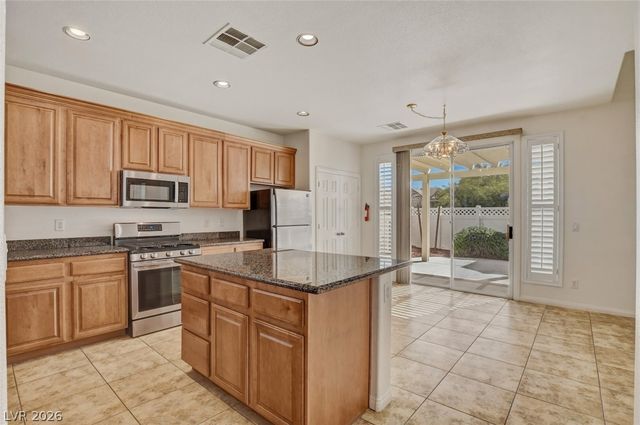 2847 Glistening Grove Avenue, Henderson, NV 89052