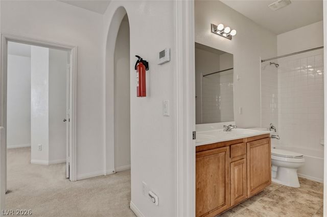 2847 Glistening Grove Avenue, Henderson, NV 89052