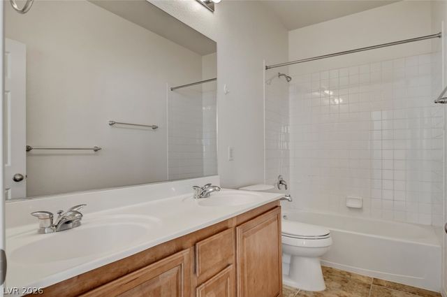 2847 Glistening Grove Avenue, Henderson, NV 89052