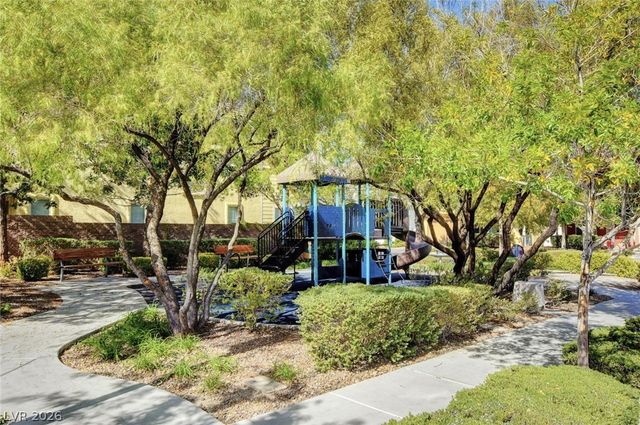 2847 Glistening Grove Avenue, Henderson, NV 89052