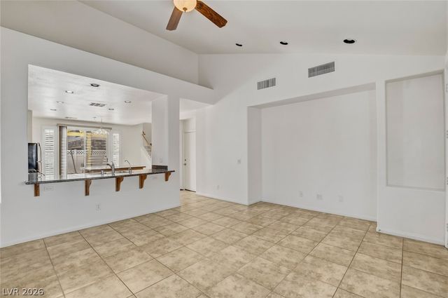 2847 Glistening Grove Avenue, Henderson, NV 89052
