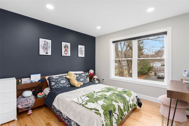 38 Overbrook Avenue, Warwick, RI 02889