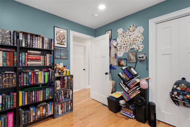 38 Overbrook Avenue, Warwick, RI 02889