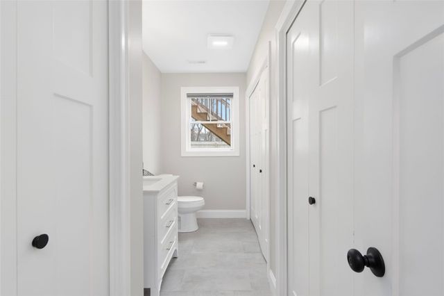 38 Overbrook Avenue, Warwick, RI 02889