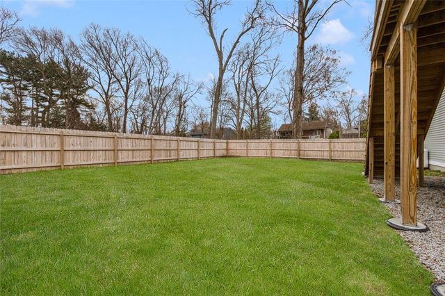 38 Overbrook Avenue, Warwick, RI 02889