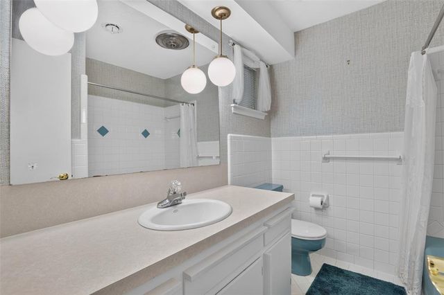 1712 Westbrooke Terrace, Norman, OK 73072