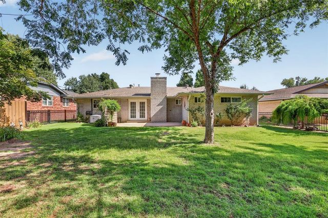 1712 Westbrooke Terrace, Norman, OK 73072