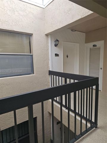 461 Ives Dairy Road 4062, Miami, FL 33179