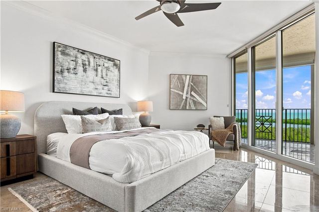 6597 Nicholas BLVD 1005, Naples, FL 34108