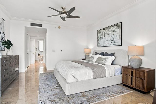 6597 Nicholas BLVD 1005, Naples, FL 34108