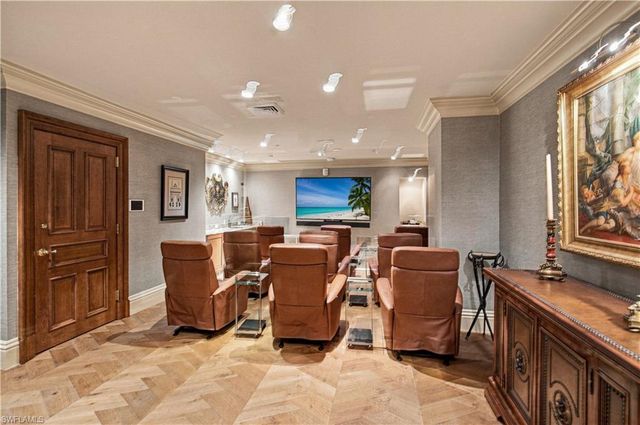 6597 Nicholas BLVD 1005, Naples, FL 34108
