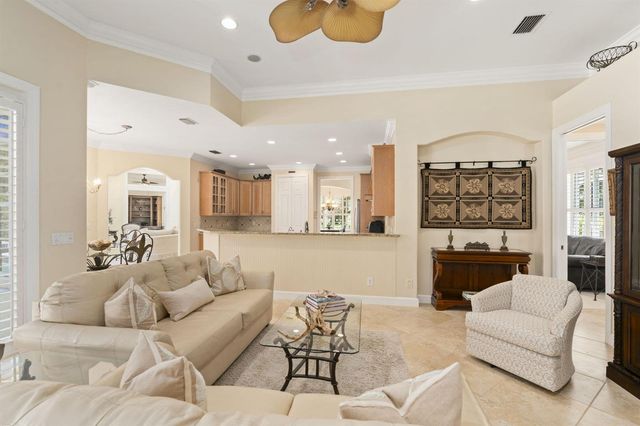 4 Castle Hill Way, Stuart, FL 34996