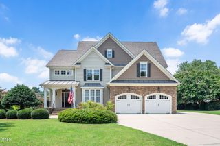 2014 Stonewall Farms Drive, Fuquay Varina, NC 27526