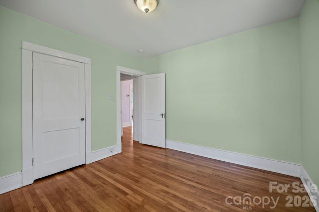 3 Manila Street, Asheville, NC 28806