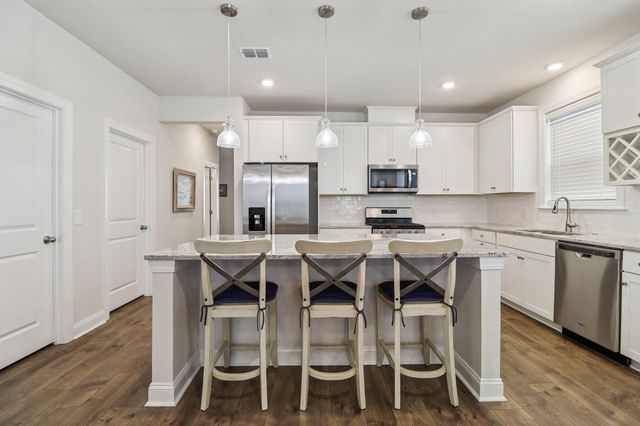 157 Rowans Creek Drive, Charleston, SC 29492