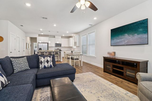 157 Rowans Creek Drive, Charleston, SC 29492