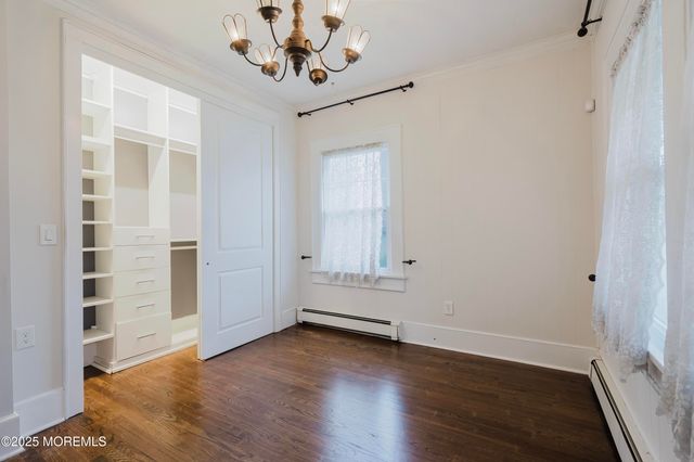 301 Compass Avenue, Beachwood, NJ 08722
