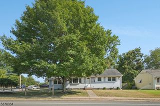 613 Warfield Rd, North Plainfield Boro, NJ 07063