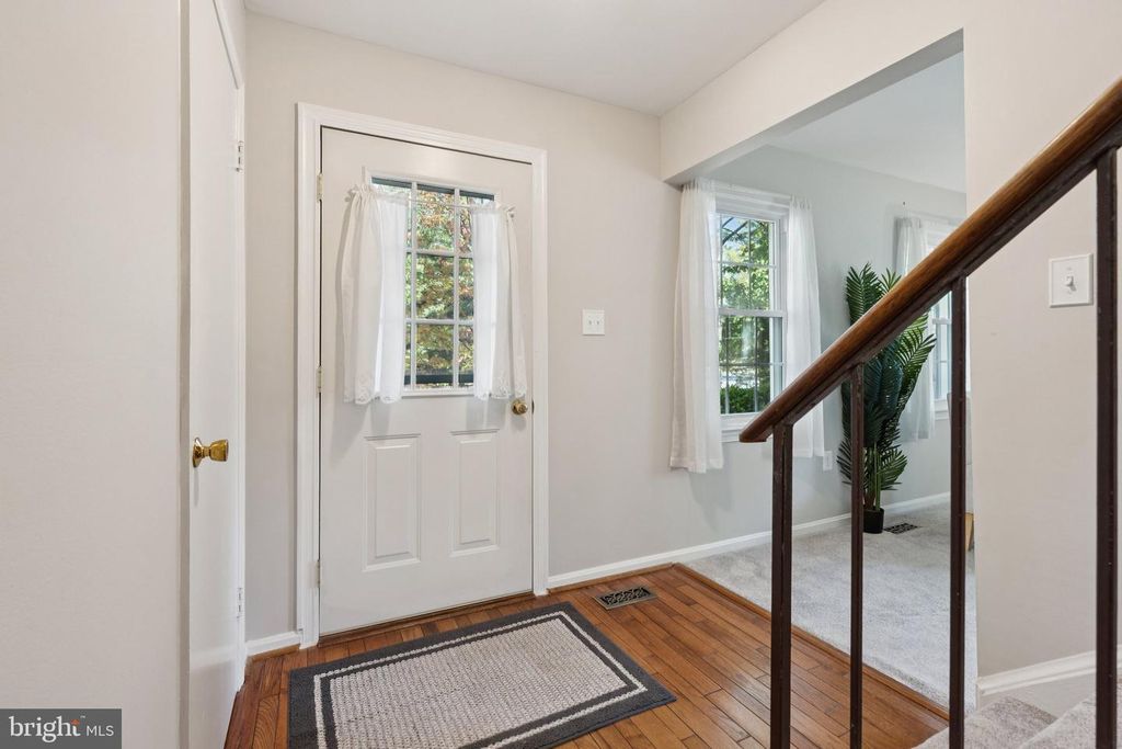 717 CAMPBELL WAY, Herndon, VA 20170