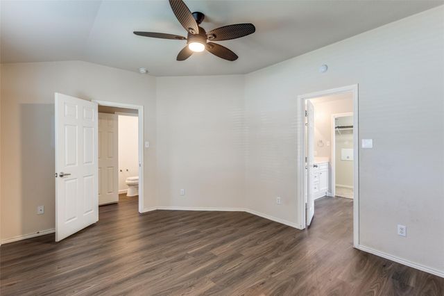 5043 Hartson, Kyle, TX 78640