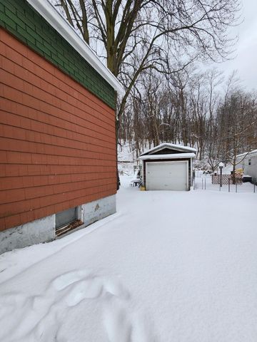 1514 Main Street, City Of Manistee, MI 49660