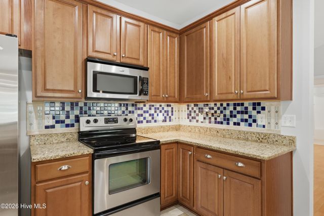 8775 Lanvale Oaks Drive NE, Leland, NC 28451