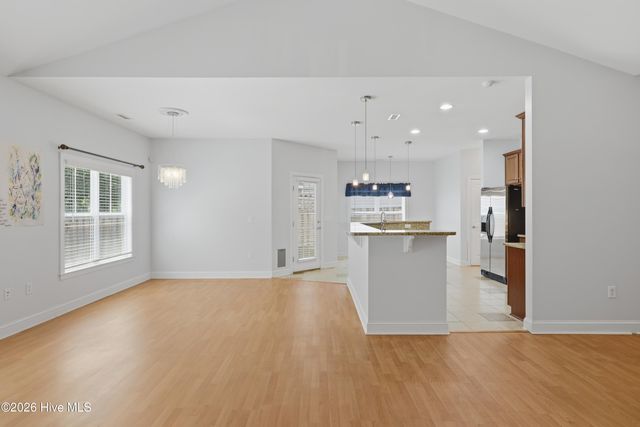 8775 Lanvale Oaks Drive NE, Leland, NC 28451