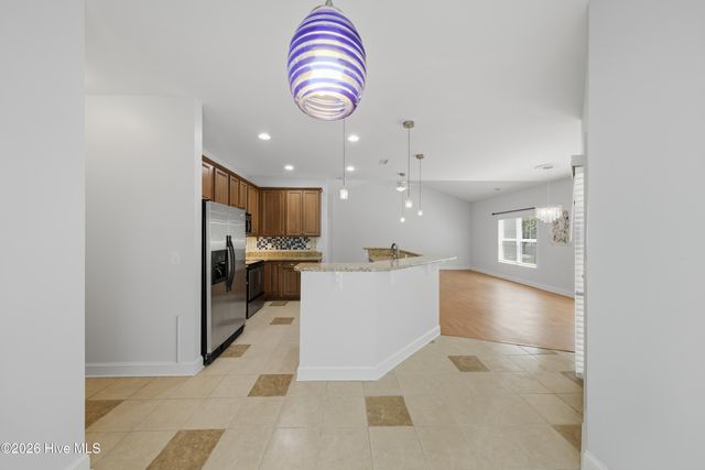8775 Lanvale Oaks Drive NE, Leland, NC 28451