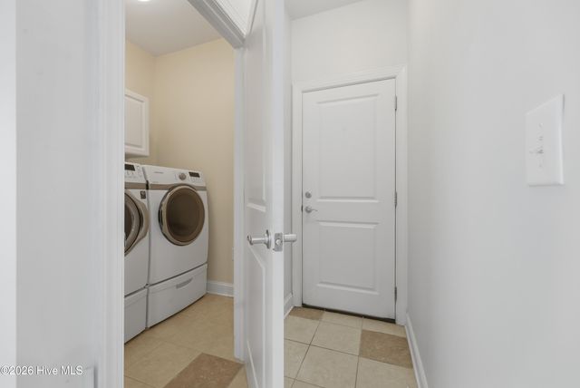 8775 Lanvale Oaks Drive NE, Leland, NC 28451