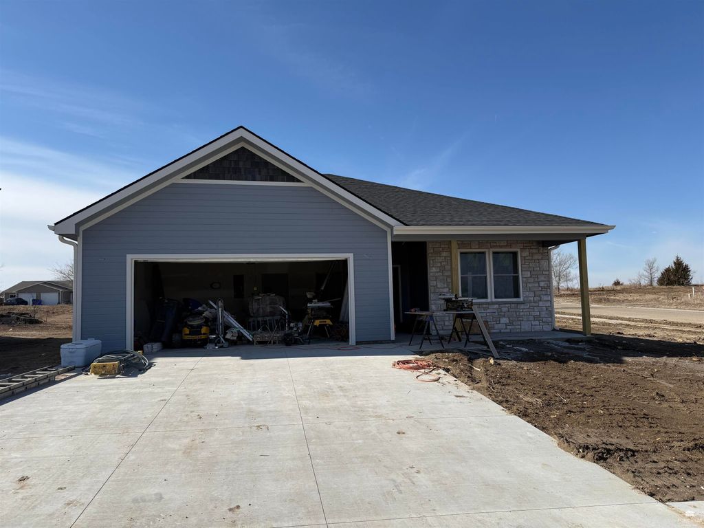 2532 Wren Lane, Junction City, KS 66441