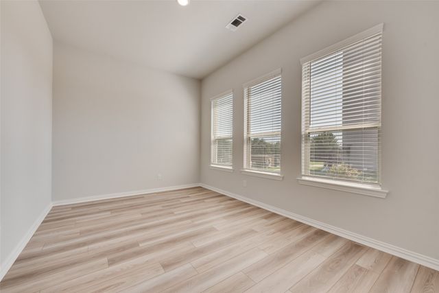 8223 Challenger Lane, Frisco, TX 75034