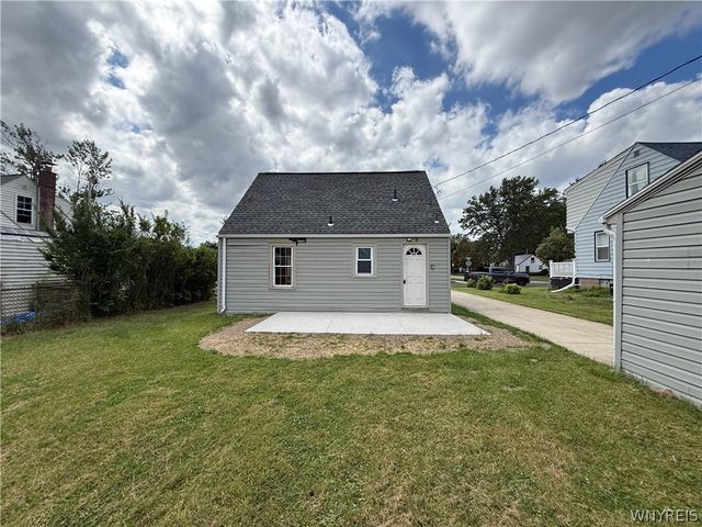 15 Heather Road, Cheektowaga, NY 14225