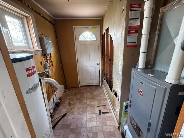 15 Heather Road, Cheektowaga, NY 14225