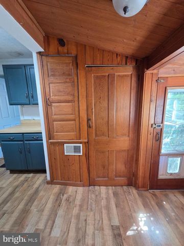 14 UNION ST, Mount Holly, NJ 08060