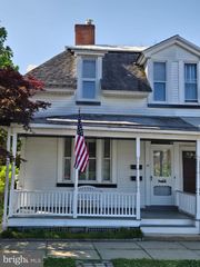 14 UNION ST, Mount Holly, NJ 08060