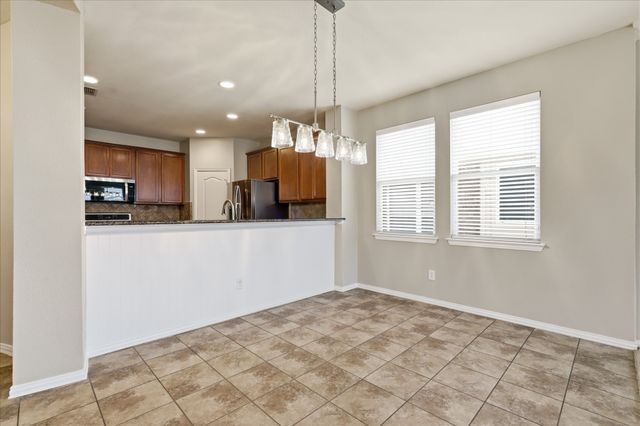 498 Grayson Lane, Lake Dallas, TX 75065