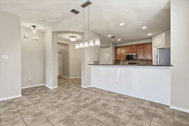 498 Grayson Lane, Lake Dallas, TX 75065