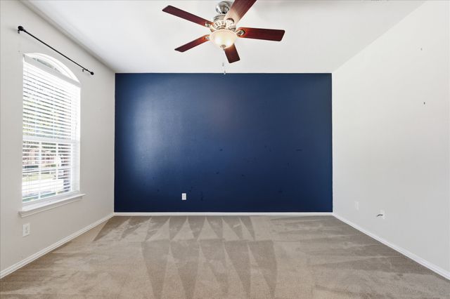 498 Grayson Lane, Lake Dallas, TX 75065