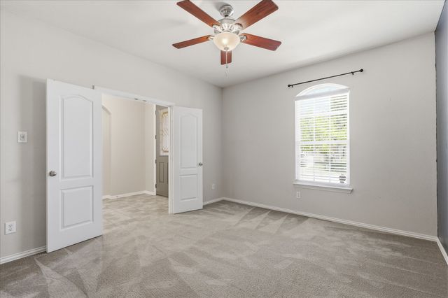 498 Grayson Lane, Lake Dallas, TX 75065