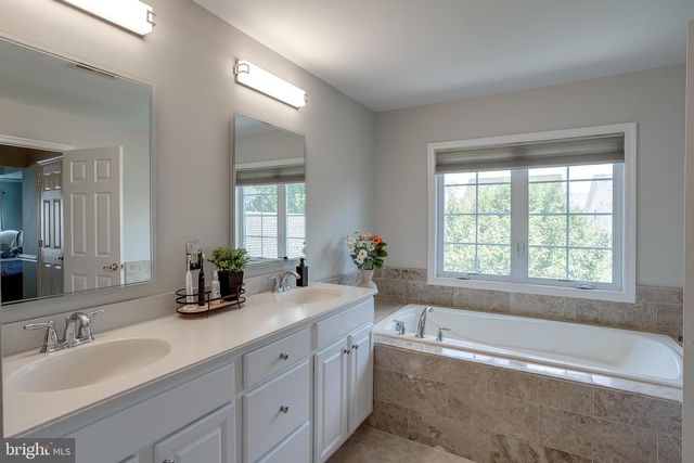 66 HARNESS WAY, Chesterfield, NJ 08515
