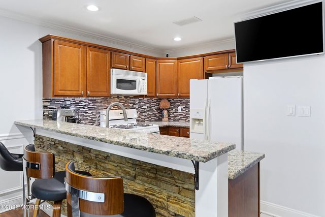 1305 Paris Court, Lakewood, NJ 08701