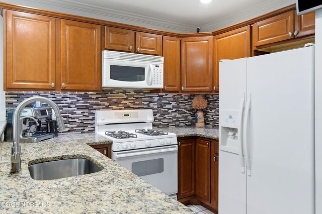 1305 Paris Court, Lakewood, NJ 08701